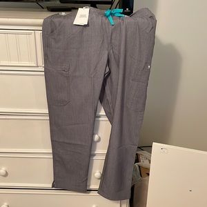 New figs. Size medium. Color gray